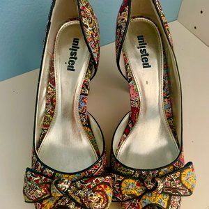 Womens pair of shoes